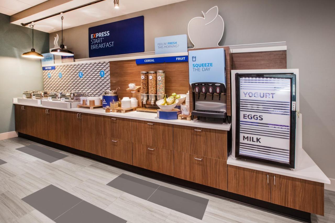 Holiday Inn Express & Suites - Stafford Nw - Sugar Land By Ihg Eksteriør bilde