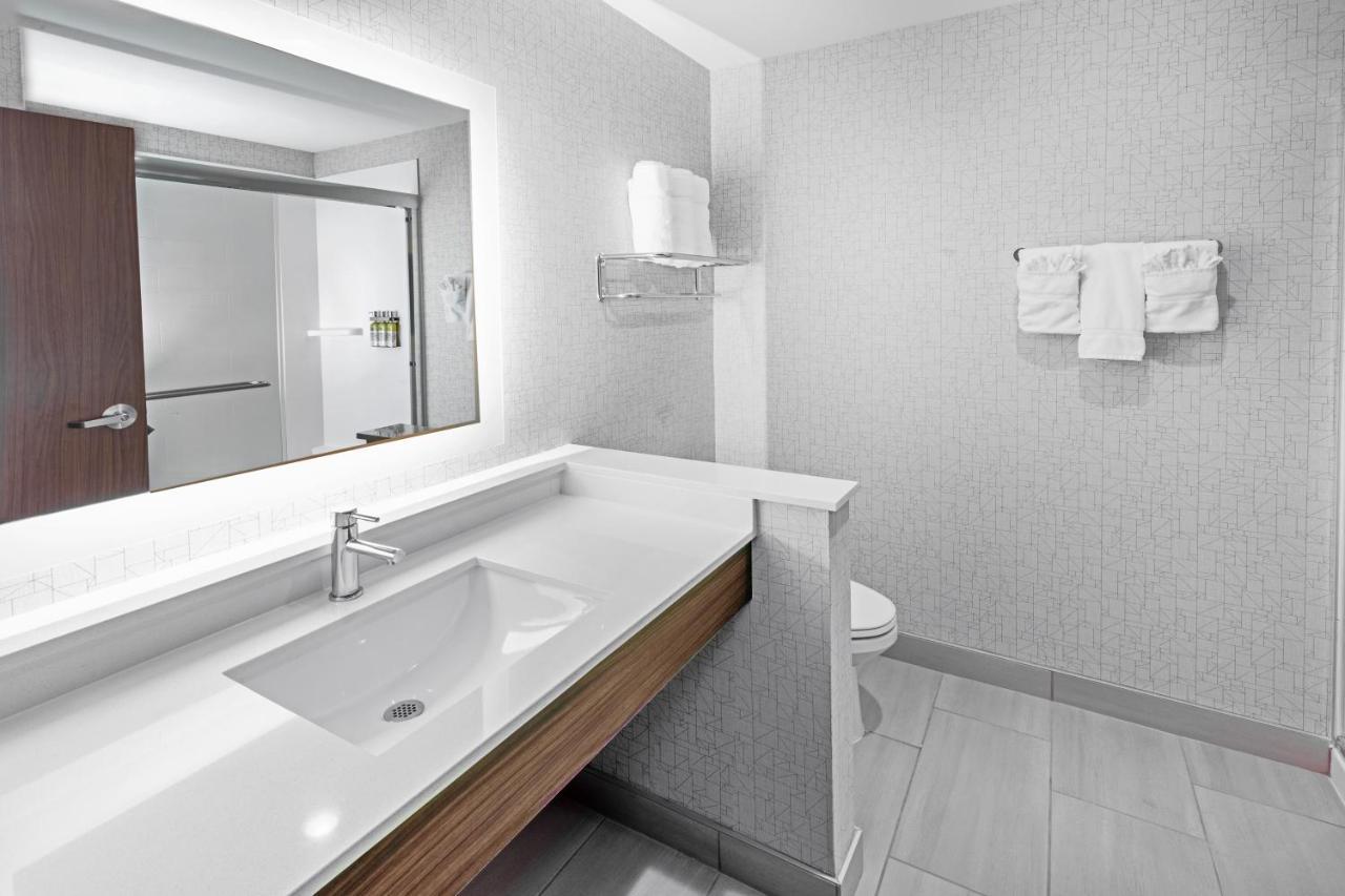 Holiday Inn Express & Suites - Stafford Nw - Sugar Land By Ihg Eksteriør bilde
