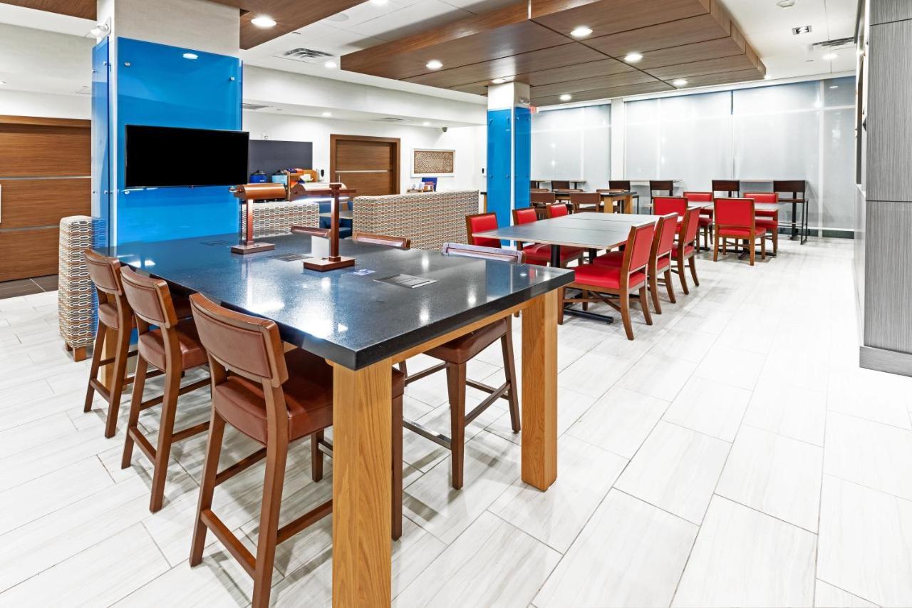 Holiday Inn Express & Suites - Stafford Nw - Sugar Land By Ihg Eksteriør bilde